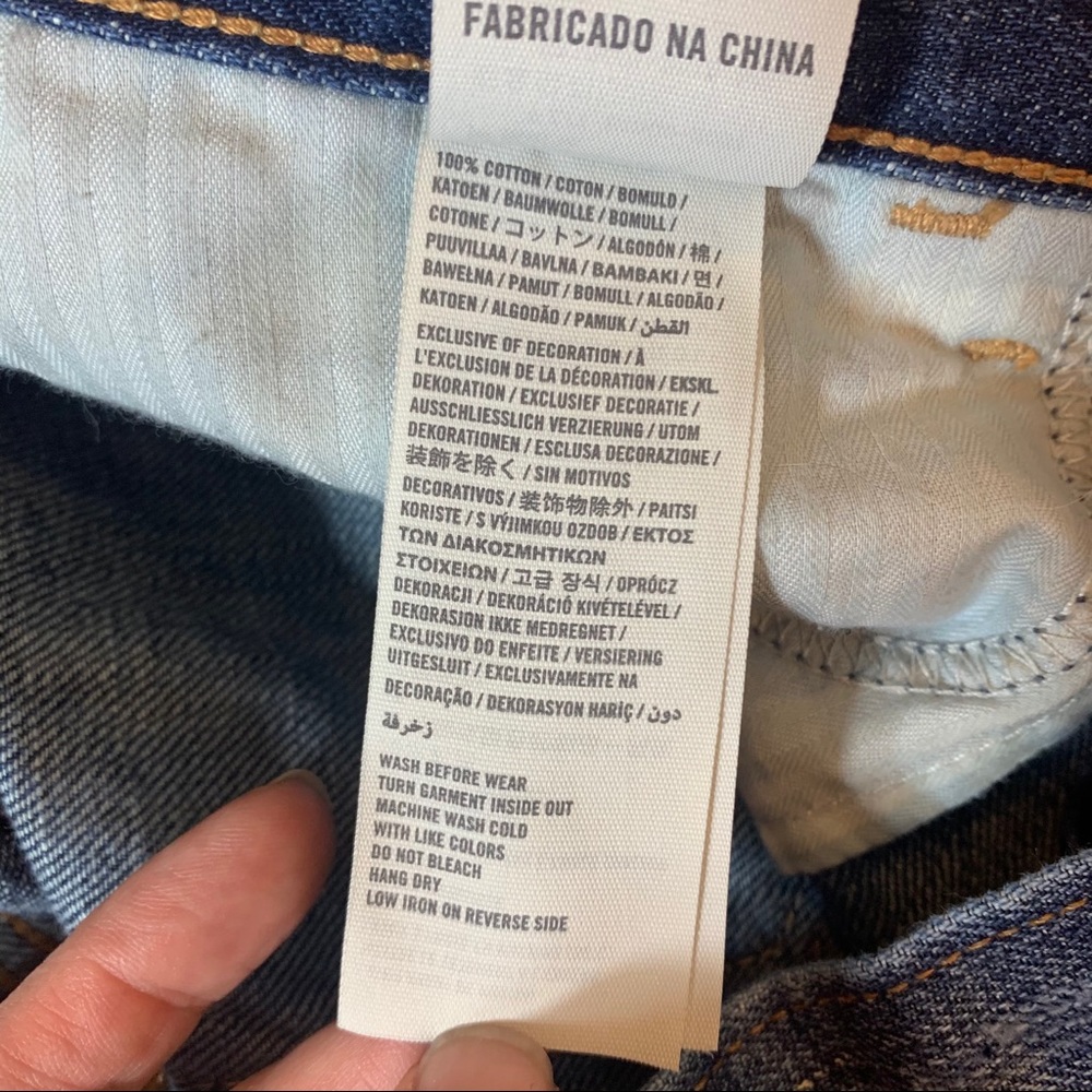 4/$25 Abercrombie & Fitch Embellished Jean Shorts - Picture 7 of 7